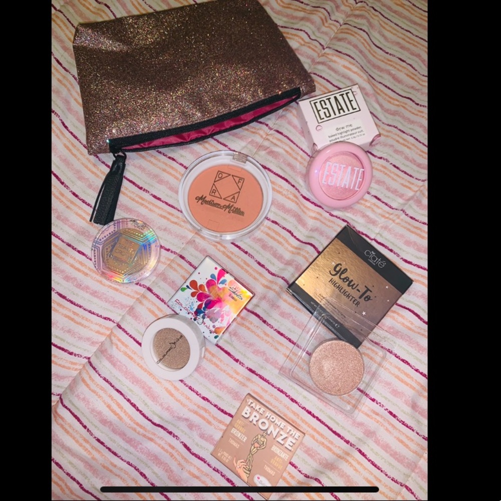 Ipsy sparkly ✨ make up bag with new make up